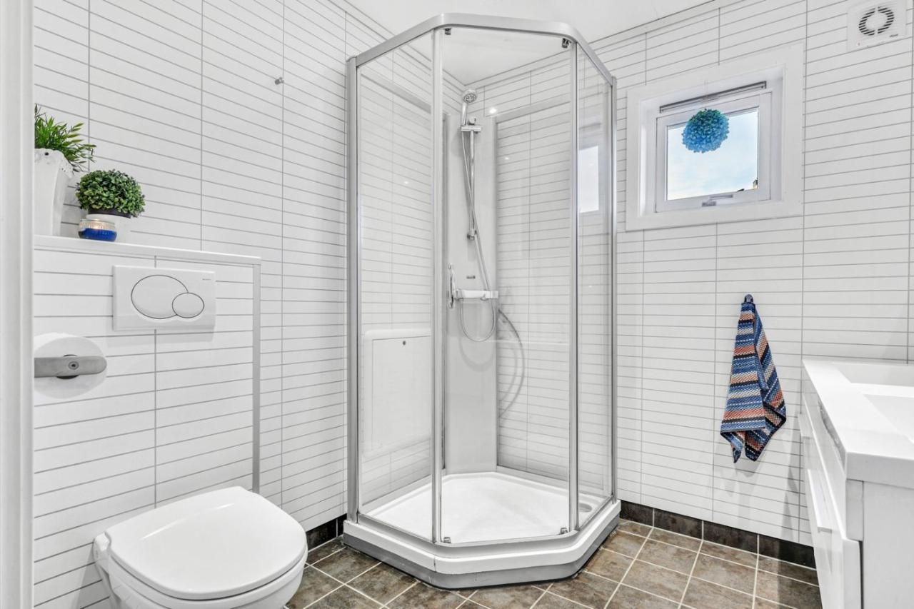 Private Room In Shared Apartment Trondheim Luaran gambar
